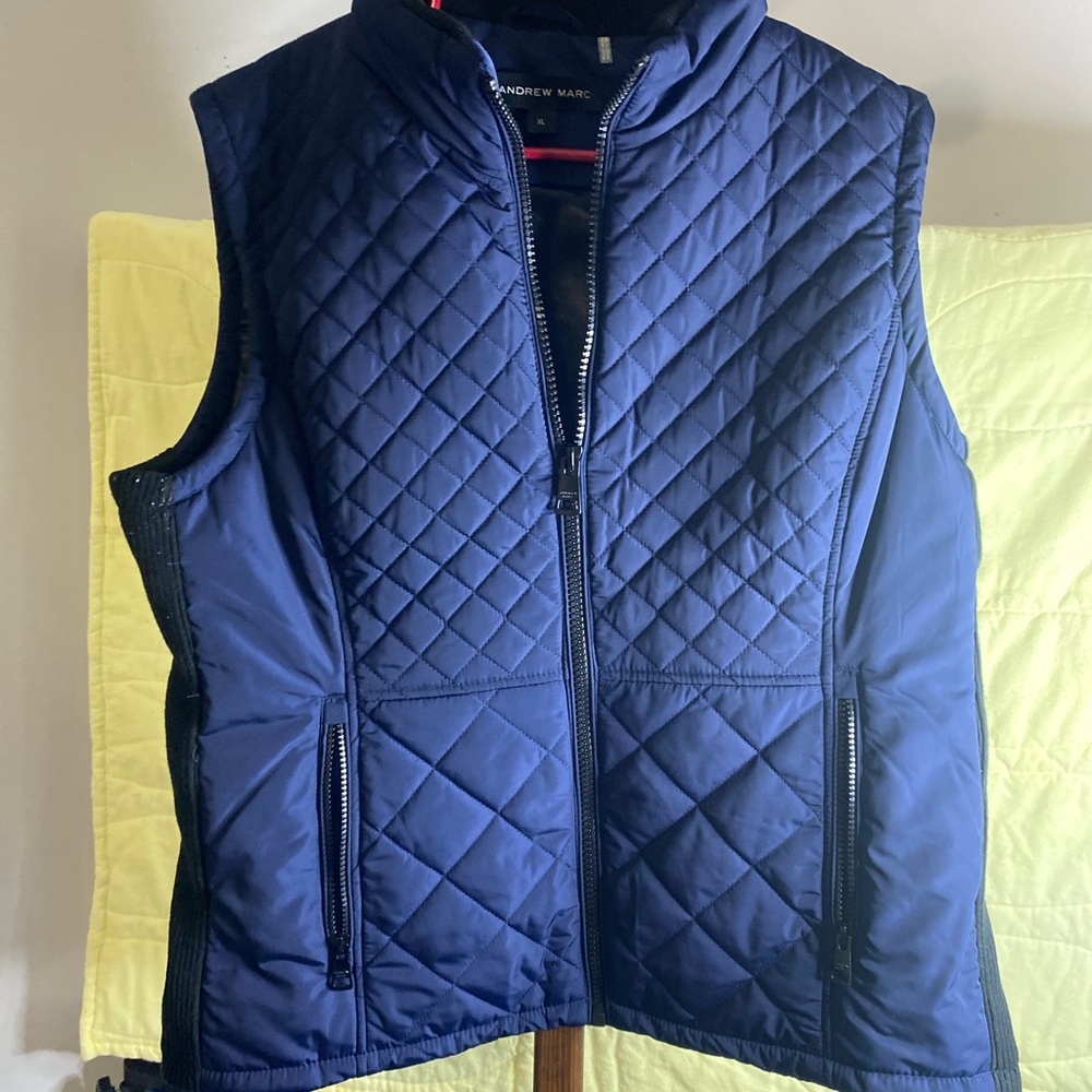 Andrew Marc women’s Vest
